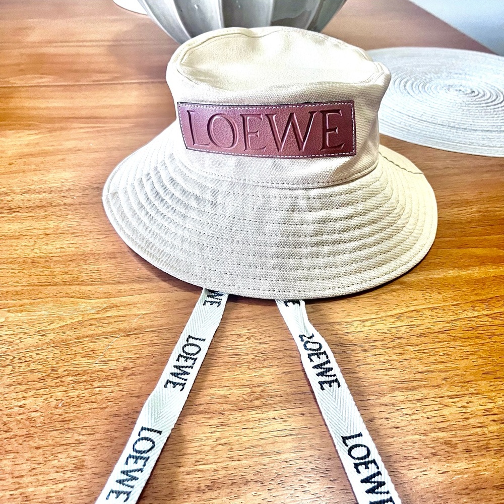 Loewe
Paula's Ibiza Fisherman canvas bucket hat